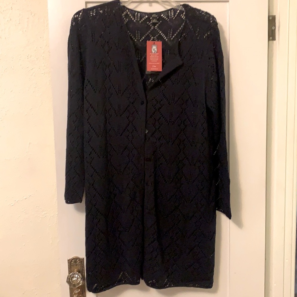 Long knit dark navy sweater by Emme. Size 2x. New with tags.